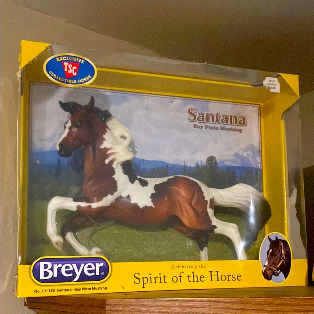 Breyer Santana Bay Pinto Mustang - Brown and White